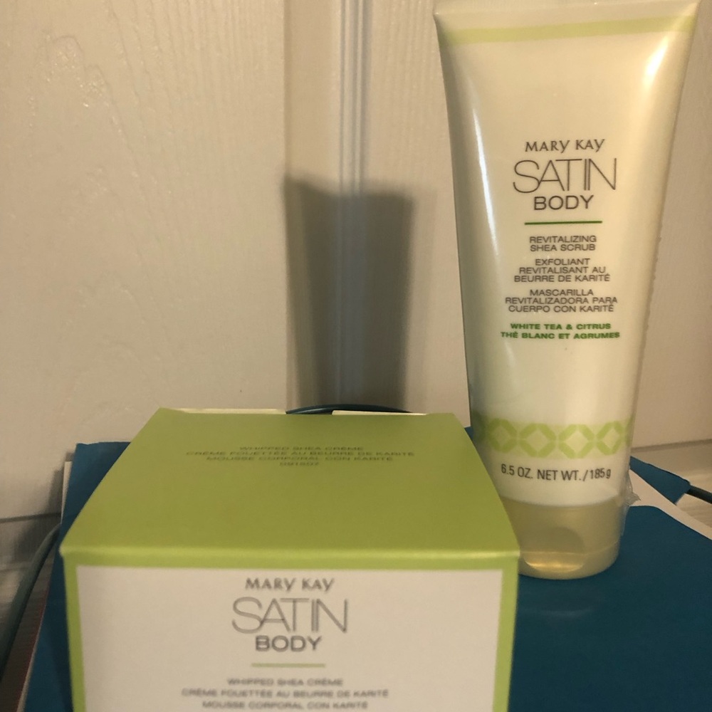 Mary Kay Satin Body Shea Scrub with Citrus and whipped Shea Cream
